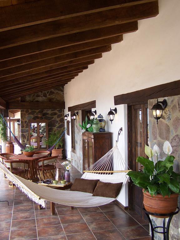 Hotel Villa Cassis Tapalpa Habitación foto